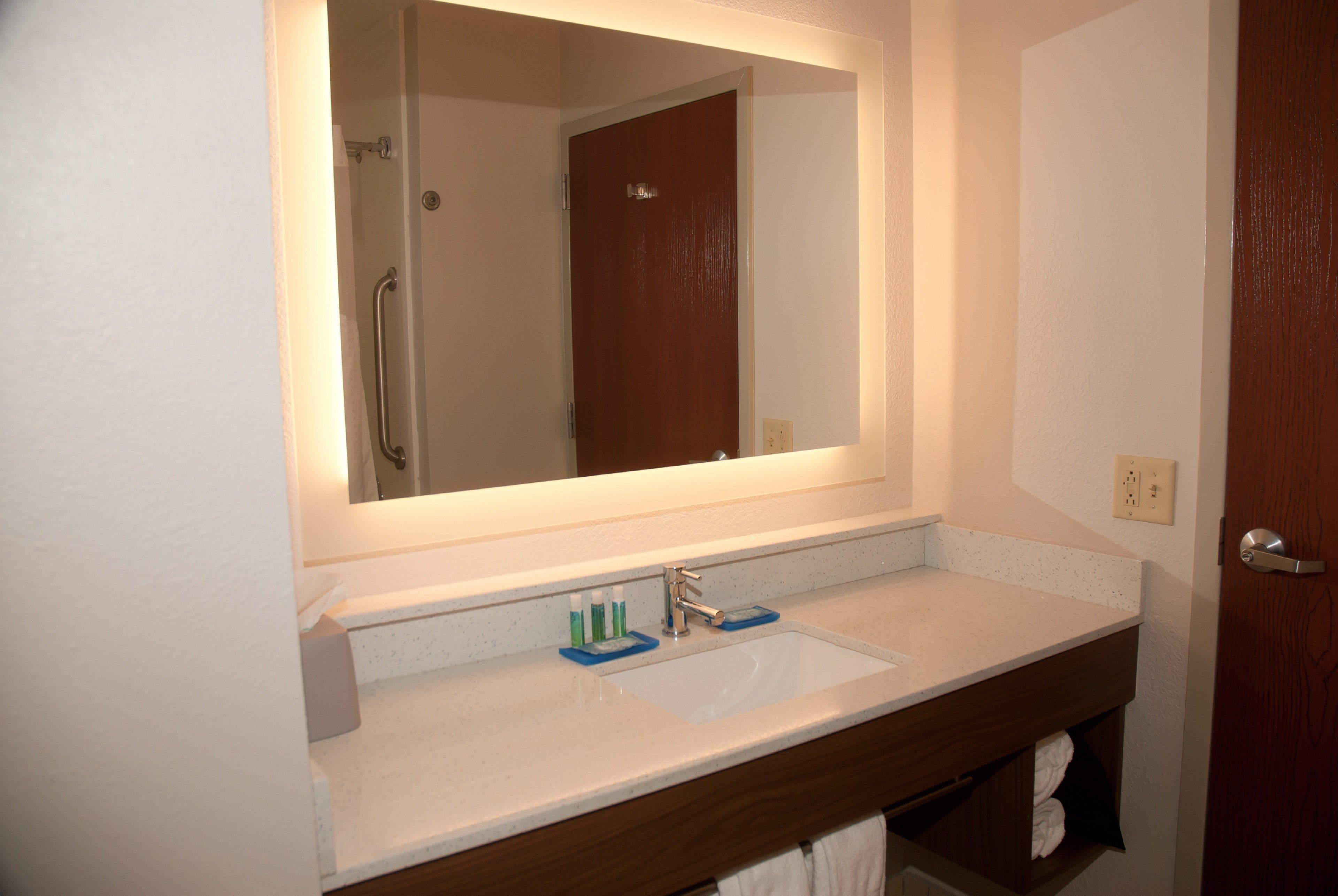 Holiday Inn Express Hotel & Suites Athens By Ihg Extérieur photo