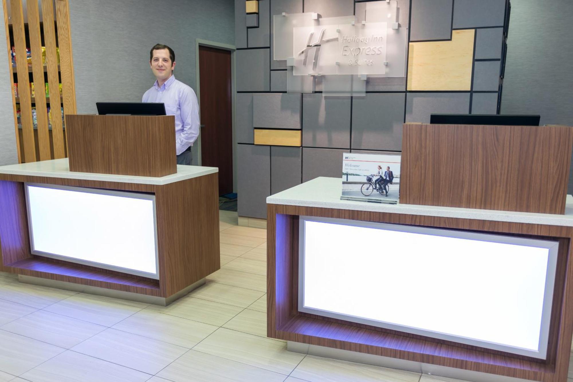 Holiday Inn Express Hotel & Suites Athens By Ihg Extérieur photo