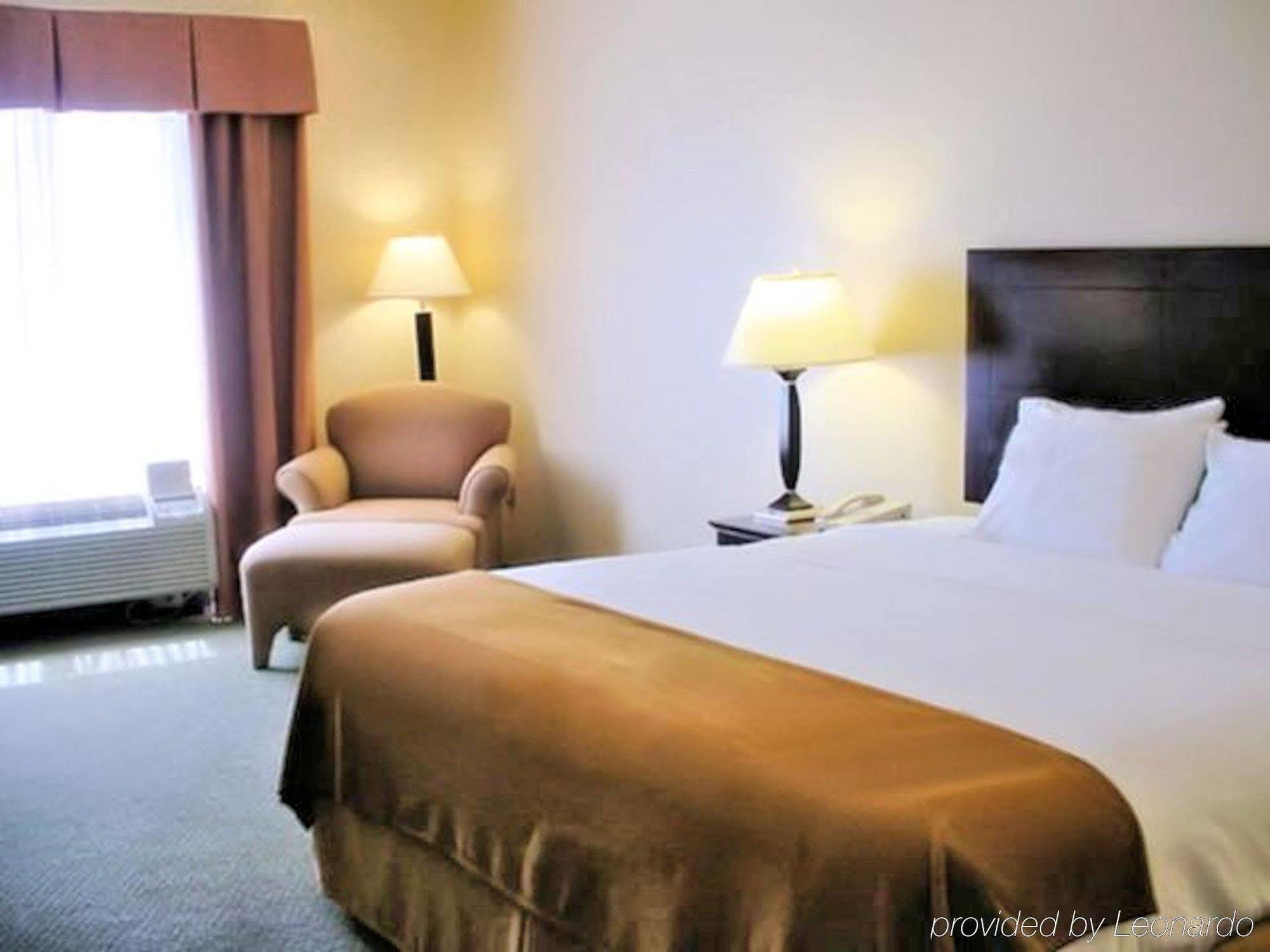 Holiday Inn Express Hotel & Suites Athens By Ihg Extérieur photo